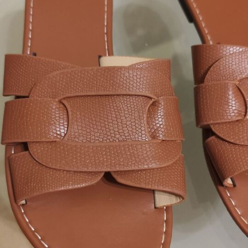 Flat sandals brown like new, size 39, flip-flops style