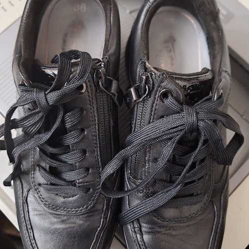 Tamaris PureRelax Black Leather Sneakers Like New Size 36