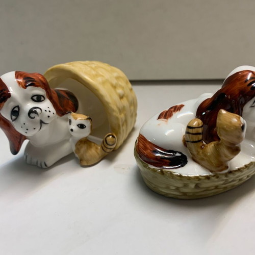 Decorative porcelain dog and cat set in basket, new, 2 pieces