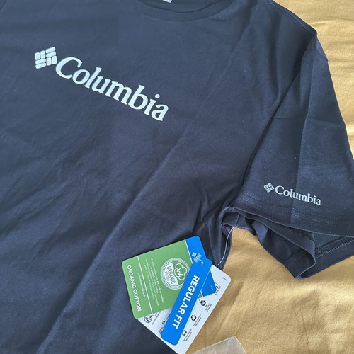 Columbia large black T-shirt, new