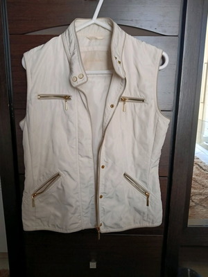 White women's sleeveless vest Zara like new, size M