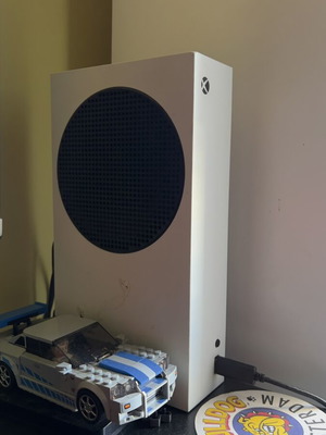 Xbox Series S 512GB κονσόλα με χειριστήριο και μπαταρία