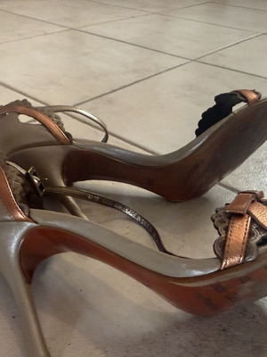 Debora Almeida women's summer sandals used, beige and gold