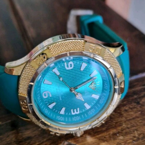 Ferendi watch green gold like new, waterproof quartz