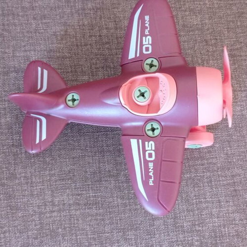Construction toy like new, plastic with screws for kids 3+