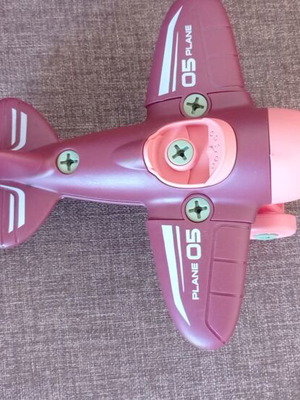 Construction toy like new, plastic with screws for kids 3+