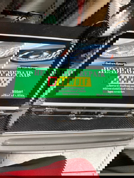Κιτ ξεθαμπωμα φαναριών σε βαλίτσα λυχνάρι