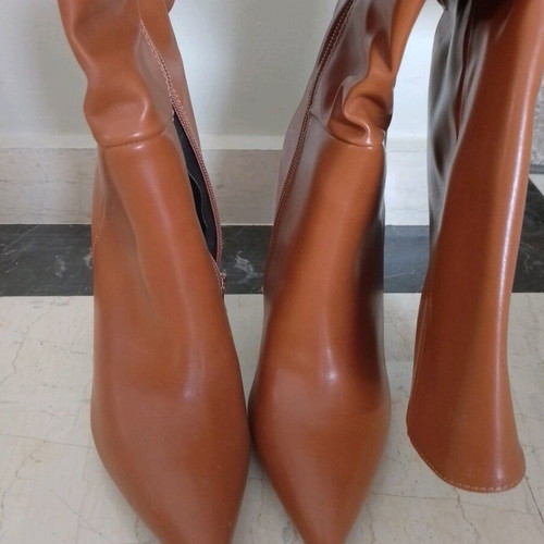 Tsoukalas Shoes women's boots like new, camel, size 38