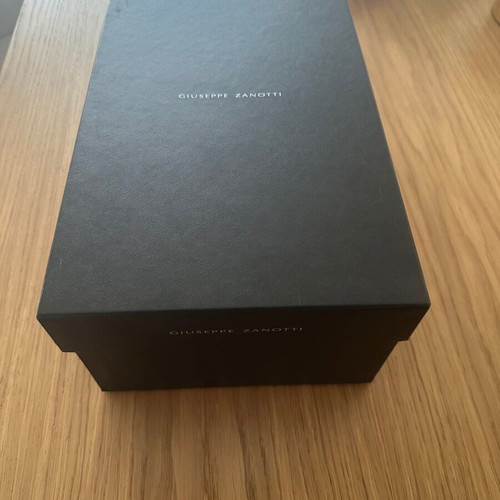 Loafers Giuseppe Zanotti used, size 44, black