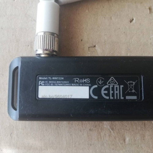 TP-LINK TL-WN722NV2 150Mbps USB2.0 High-Gain Wireless Adapter V2.0 like new