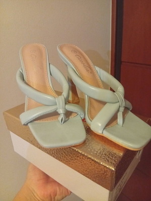 Blue sandals new, heel height 9 cm