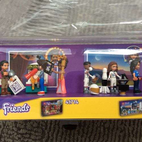 Lego Friends Display Showcase new, compatible with 41711 Emma’s Art School