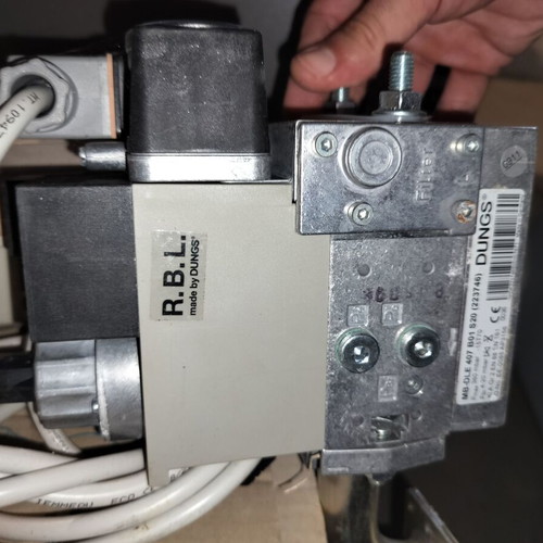 Heating radiators like new with gas boiler and components