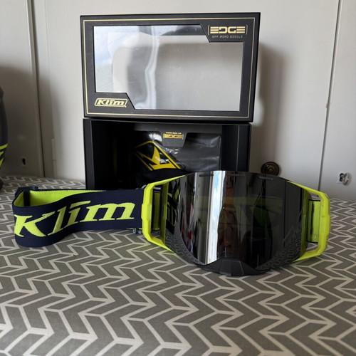Klim Off-Road Koroyd F5 Vivid Blue Helmet Medium 56-57 with Klim Edge Goggle