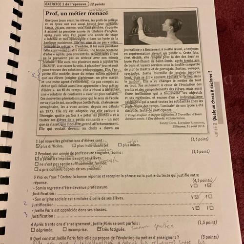 French Book Level B2 like new with notes