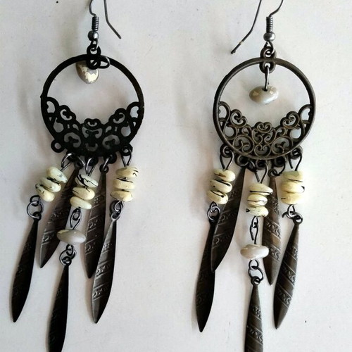 Boho Vintage Dreamcatcher Earrings with Bronze Details like new