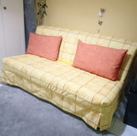 Compact sofa bed like new, ideal for small spaces 0.90 x 1.60 m