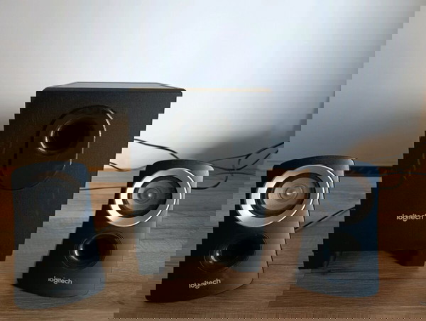 Logitech z313 speakers