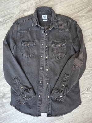Zara Man Distressed Denim Shirt Relaxed Fit Size S like new