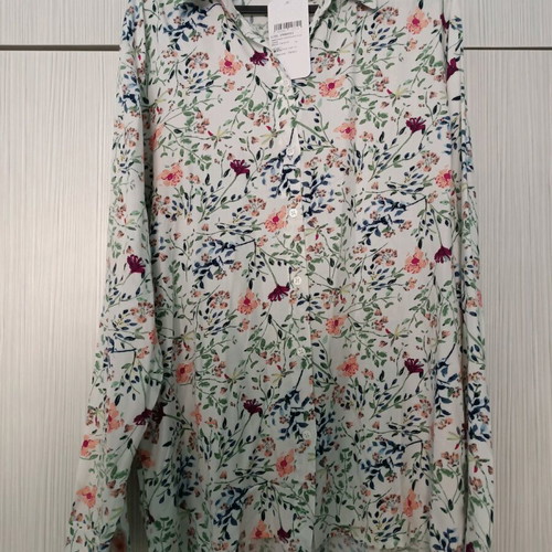 Floral shirt new, size XL, white multicolor