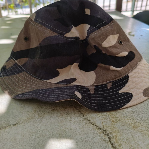 Stamion Jockey Hat Camouflage Size 56 Like New Beige Brown