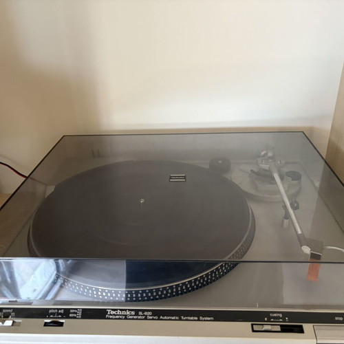 Technics ηχοσύστημα μεταχειρισμένο, 7 τεμάχια με ενισχυτή και πικάπ