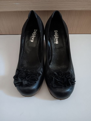 Women’s platform sandals used, size 36, black