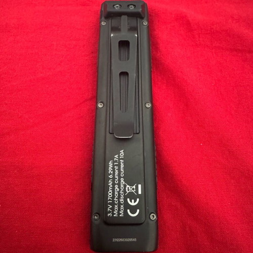 Nitecore EDC 27 flashlight like new