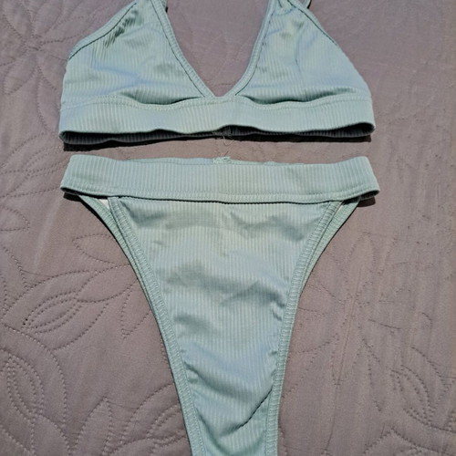 Mint bikini set with ribbed texture, triangle top and high-waisted slip, like new, size S/M