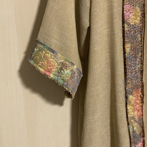 Kimono Intro costume new, beige with multicolor floral trims