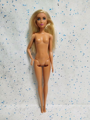 Barbie Fashionistas dyy98 nude σαν καινούργιο