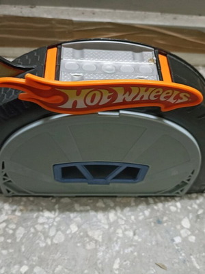 Hot Wheels track like new