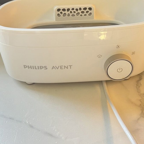 Philips Avent Sterilizer and Dryer for Bottles used