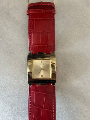 Guess Logo A Gogo W12502L1 women's watch used, red leather strap