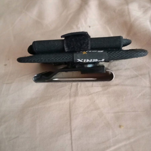Fenix AB02 rotating holster like new for flashlights