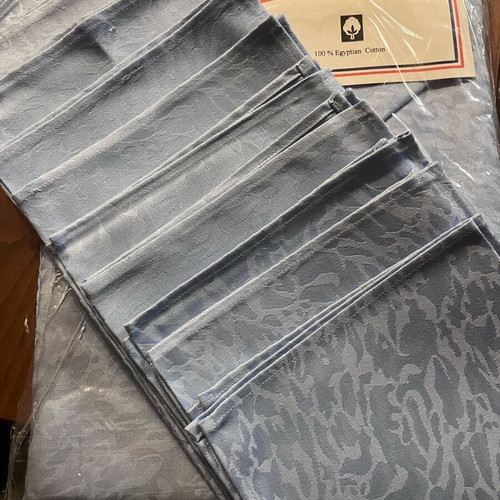 Tablecloth set with 12 napkins made of Egyptian cotton new