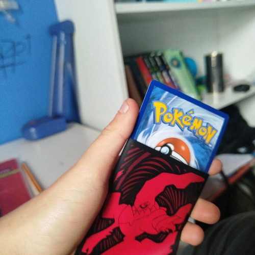 Pokémon cards new, pack of 3 with Overqwill, Shieldon, Herrecton