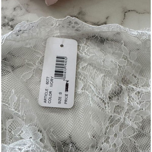 #OFFER Miss Rosy All-Over Bolero Small New