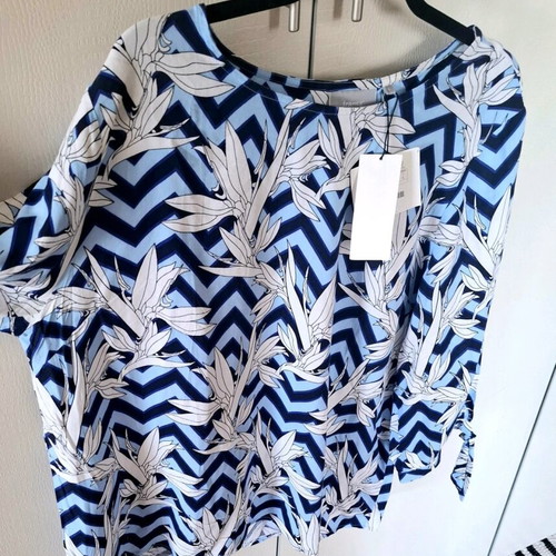 Fransa French blouse floral size Large, new