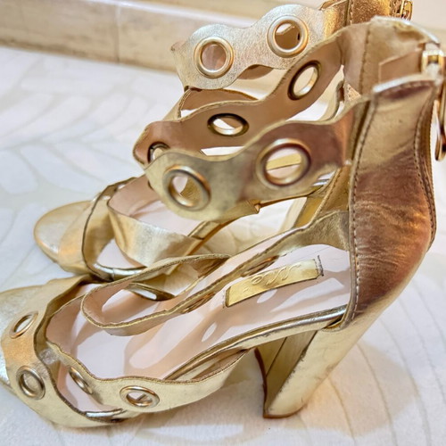 Gold Sandals size 36 used, 10 cm heel, unique design