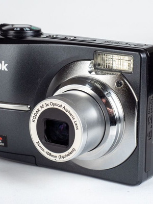 Kodak EasyShare C613 digital camera used, vintage