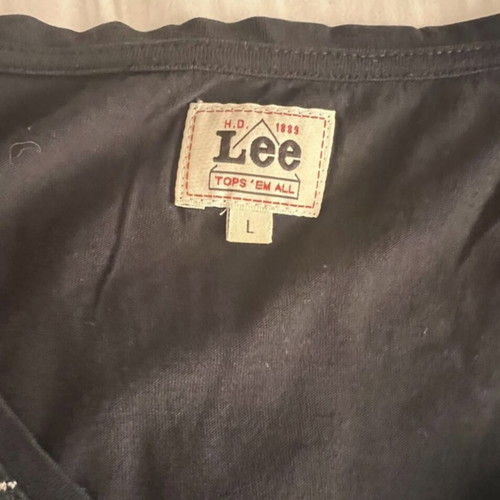Lee women's t-shirt black, like new, size large
