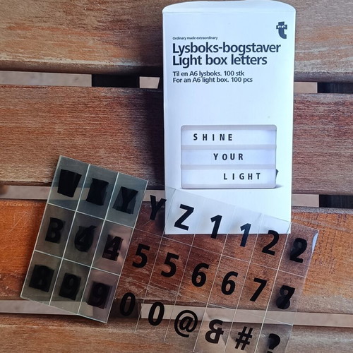 100 letters, numbers and symbols for A6 light box