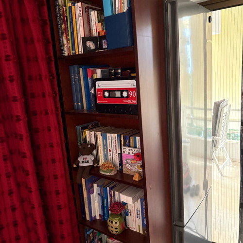 Multipurpose wooden bookcase with adjustable shelves