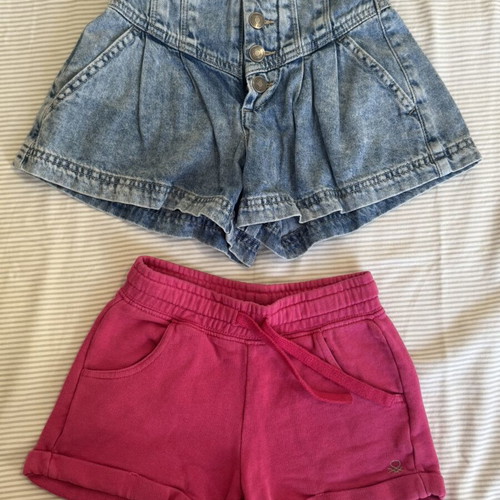 Benetton shorts like new, size 122 cm, blue and pink