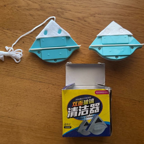 Glass cleaner device new