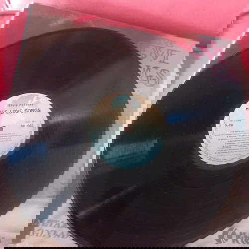Elvis Presley Love Songs LP used, rock