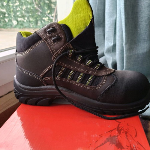 Lemaitre safety work boots new No 40 waterproof slip-resistant