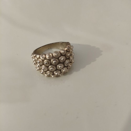 Statement silver ring with embossed truffles used, excellent durability