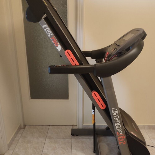 Everfit TFK 750 electric folding treadmill like new